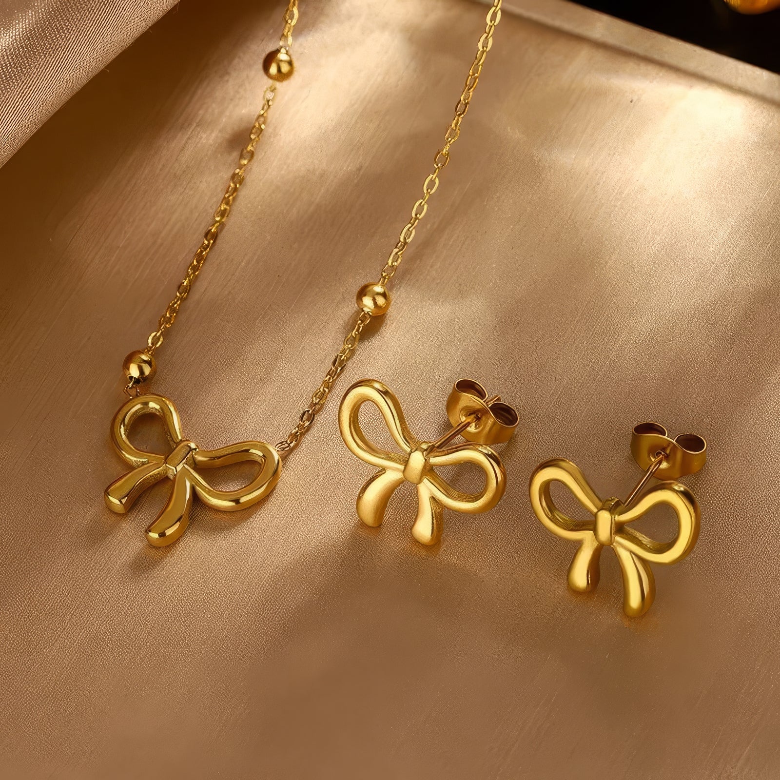 Golden Bow Jewellery Set